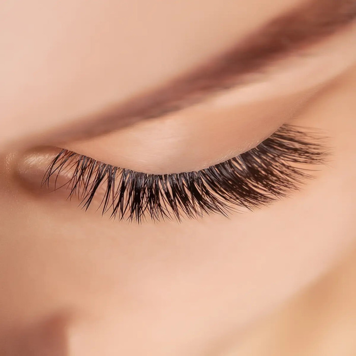 Come curvare le ciglia: 5 metodi efficaci